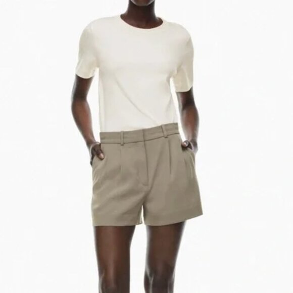 Babaton High Waisted Pleated Shorts - Size 0 - Picture 2 of 8